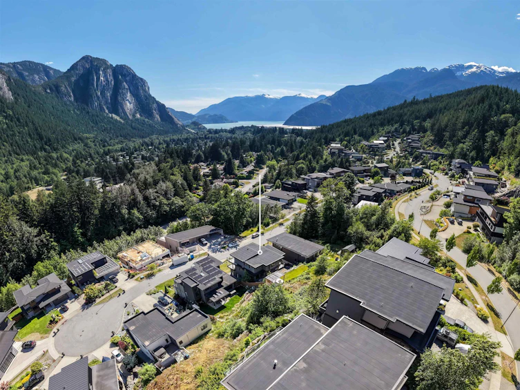 2237 Windsail Place, Squamish, BC, V8B 0T6 - 36