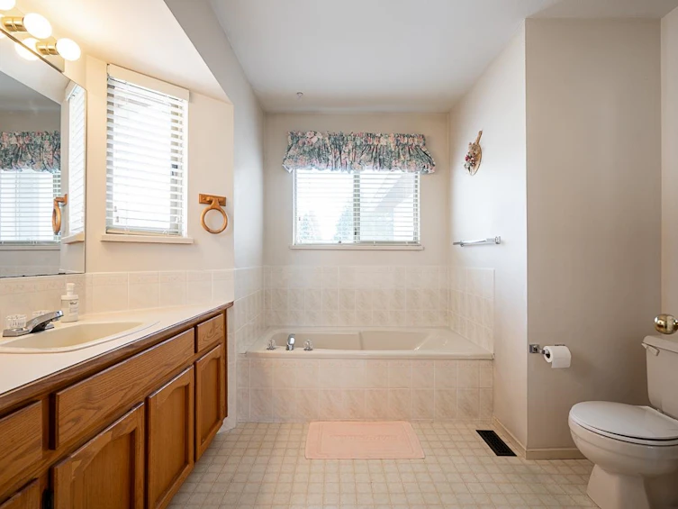 16156 94a Avenue, Surrey, BC, V4N 3A2 - 21
