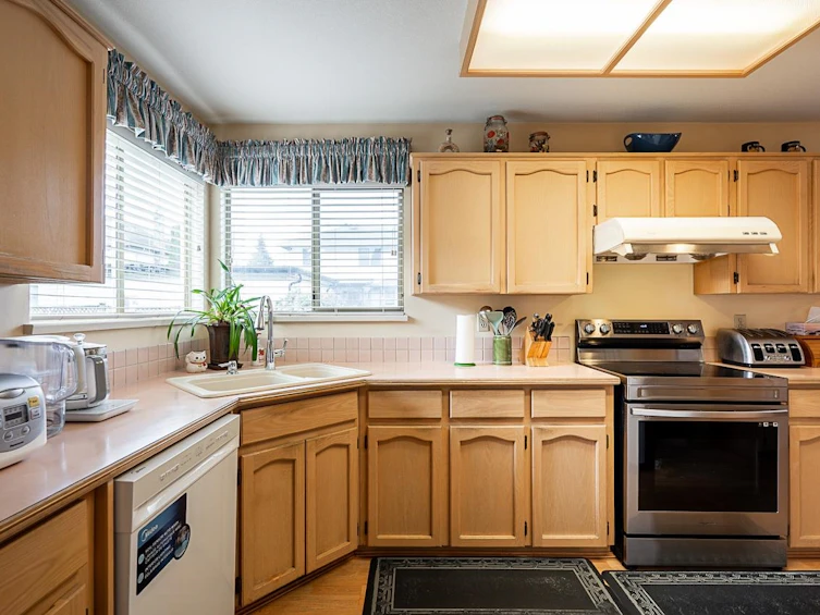 16156 94a Avenue, Surrey, BC, V4N 3A2 - 8