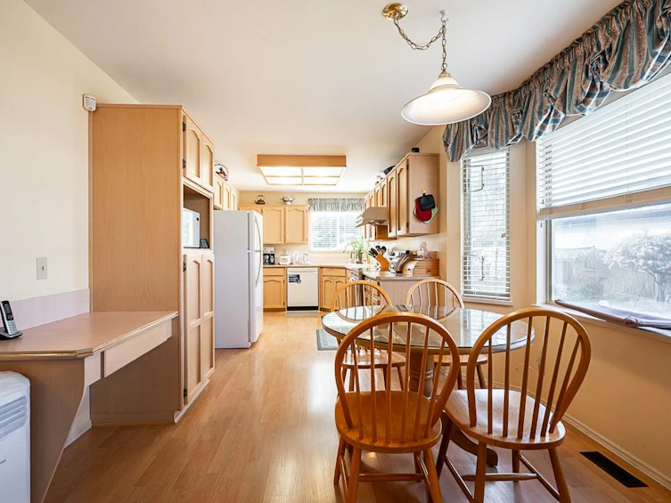 16156 94a Avenue, Surrey, BC, V4N 3A2 - 13
