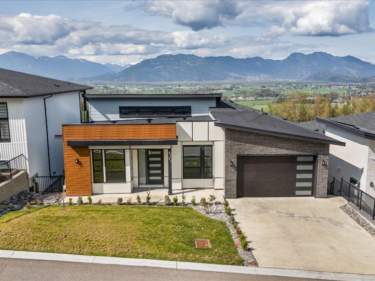 8181 Harvest Place, Chilliwack, BC, V4Z 0E4