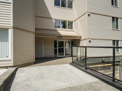 310-9635 121 Street - 3