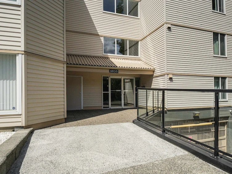 310-9635 121 Street, Surrey, BC, V3V 7L8 - 3