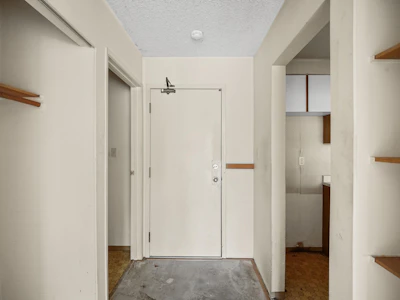 310-9635 121 Street - 4