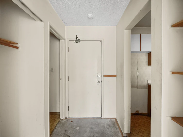 310-9635 121 Street, Surrey, BC, V3V 7L8 - 4