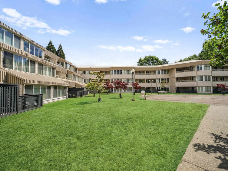 310-9635 121 Street, Surrey, BC, V3V 7L8 - 16