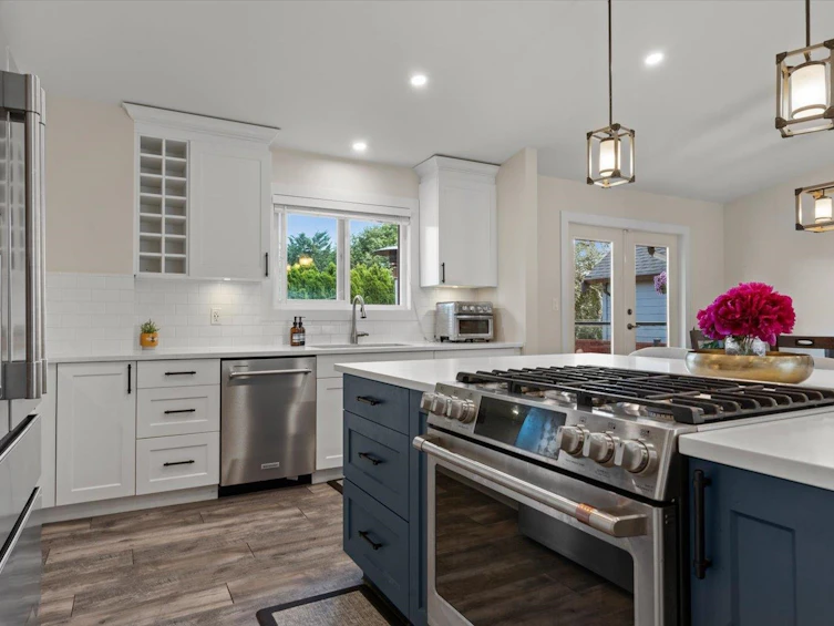 46111 Roy Avenue, Chilliwack, BC, V2R 2C2 - 7