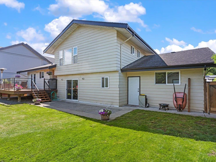 46111 Roy Avenue, Chilliwack, BC, V2R 2C2 - 36