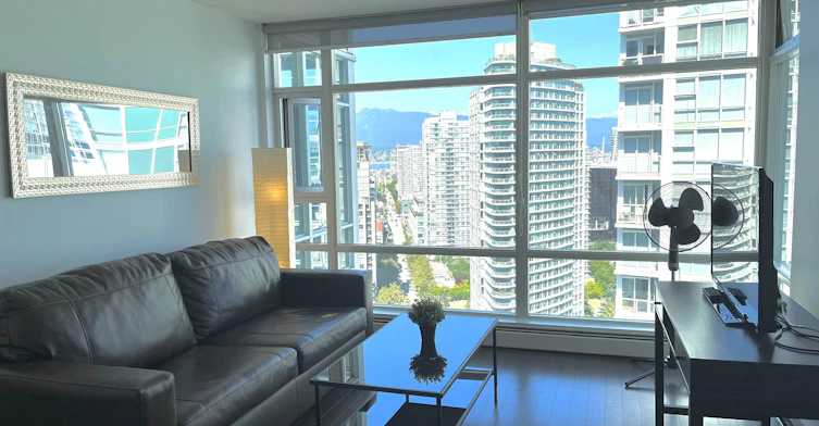 3005-198 Aquarius Mews, Vancouver, BC, V6Z 2Y4