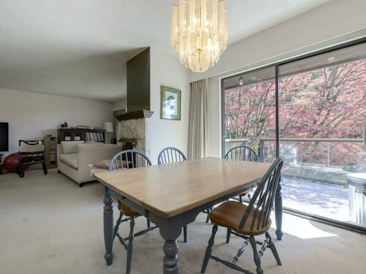 8194 Woodlake Court, Burnaby, BC, V5A 3P4 - 7