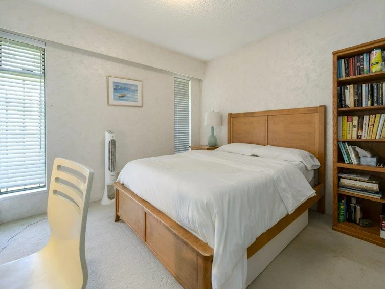8194 Woodlake Court, Burnaby, BC, V5A 3P4 - 18