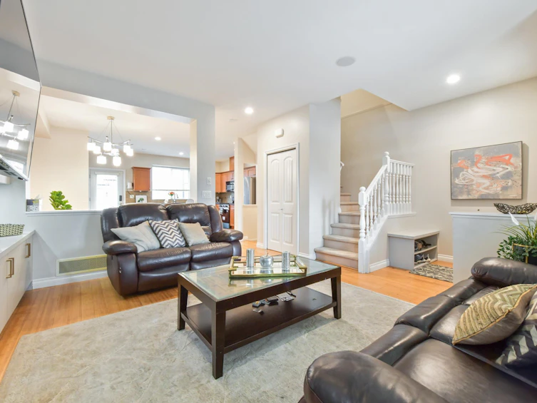 18043 70 Avenue, Surrey, BC, V3S 6X3 - 6
