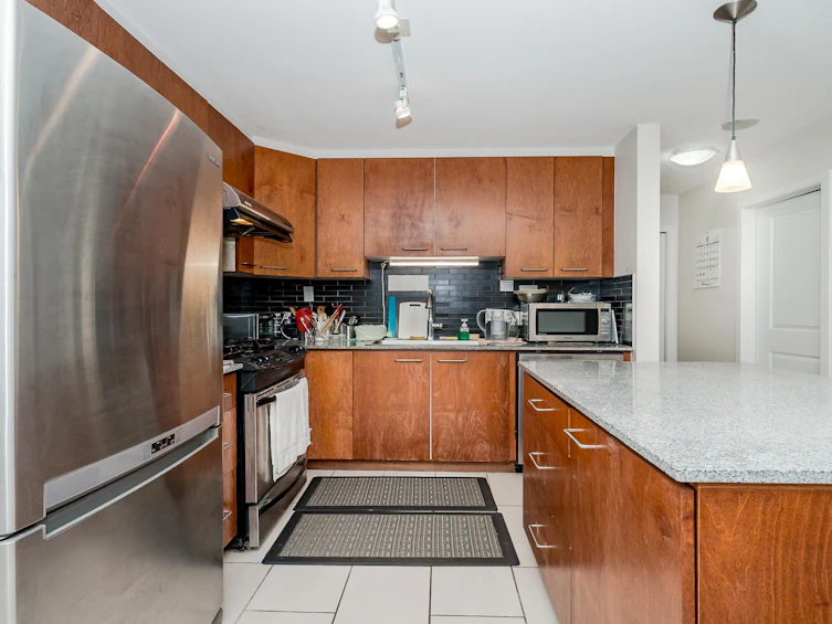 214-8480 Granville Avenue, Richmond, BC, V6Y 4E8 - 17