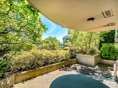 214-8480 Granville Avenue - 5