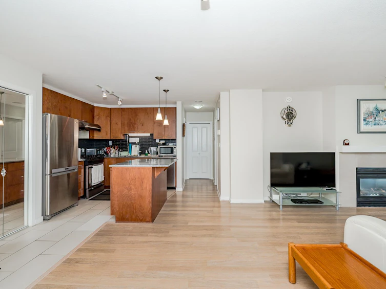 214-8480 Granville Avenue, Richmond, BC, V6Y 4E8 - 13