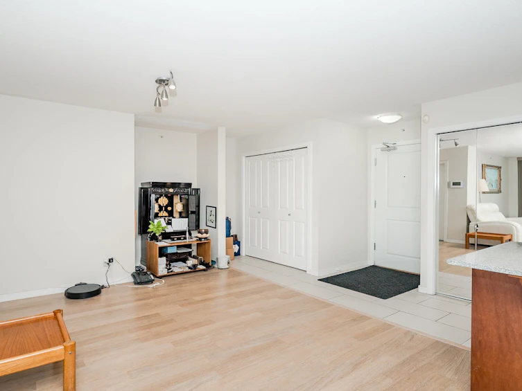 214-8480 Granville Avenue, Richmond, BC, V6Y 4E8 - 18