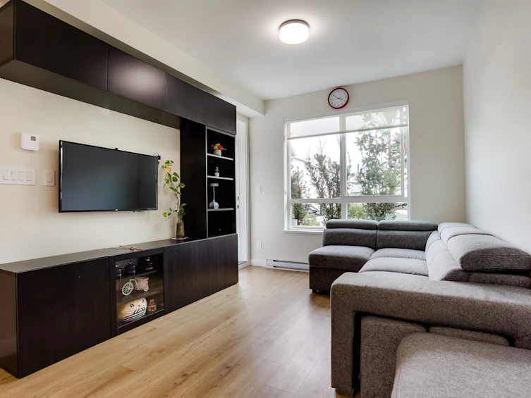 217-8117 200a Street, Langley, BC, V2Y 3W9 - 3