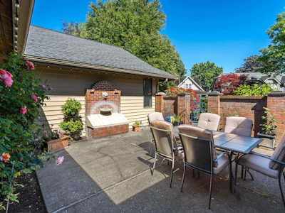 5775 Goldenrod Crescent - 3