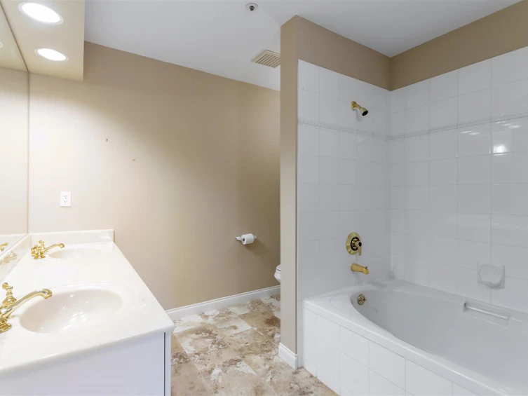 2995 Princess Crescent, Coquitlam, BC, V3B 7N1 - 34