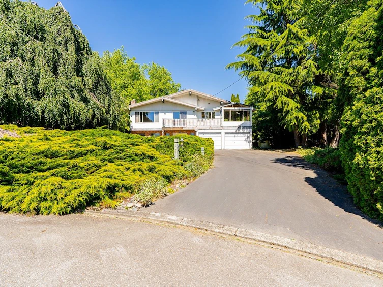5462 Bakerview Drive, Surrey, BC, V3S 1A5