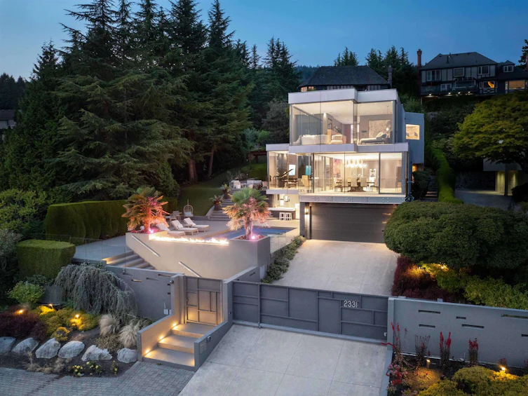 2331 Westhill Drive, West Vancouver, BC, V7S 2Z2 - 3