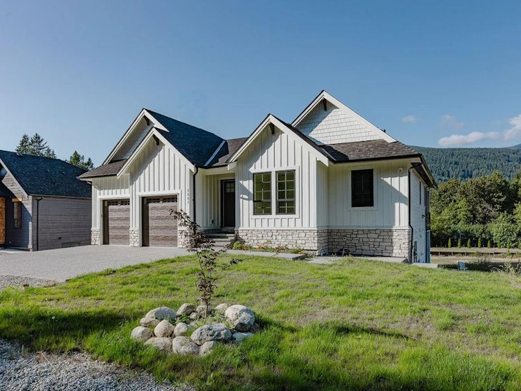 1203 Castle Road, Gibsons, BC, V0N 1V5
