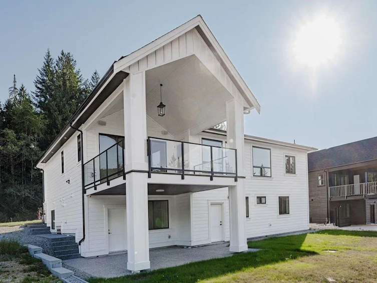 1203 Castle Road, Gibsons, BC, V0N 1V5 - 35
