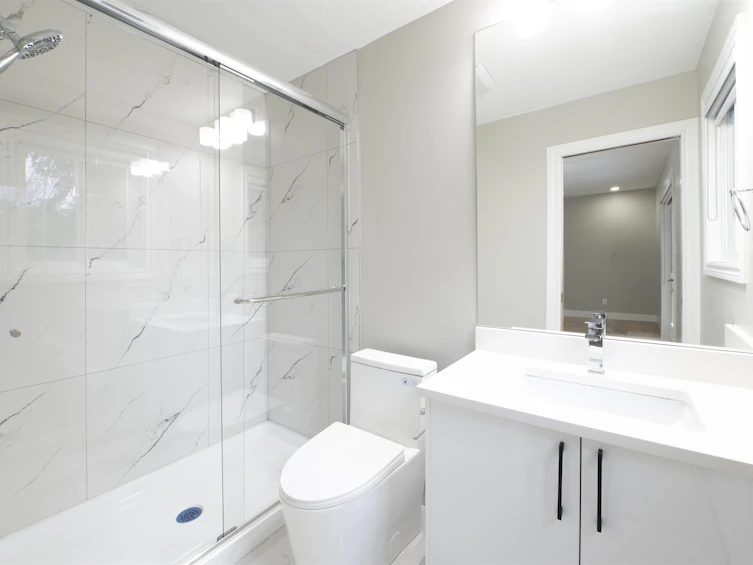 8024 Cedar Street, Mission, BC, V2V 3N1 - 21