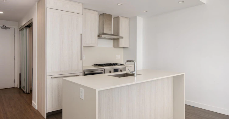 2604-2311 Beta Avenue, Burnaby, BC, V5C 0M1 - 3
