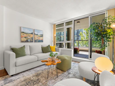 302-2507 Maple Street - 2
