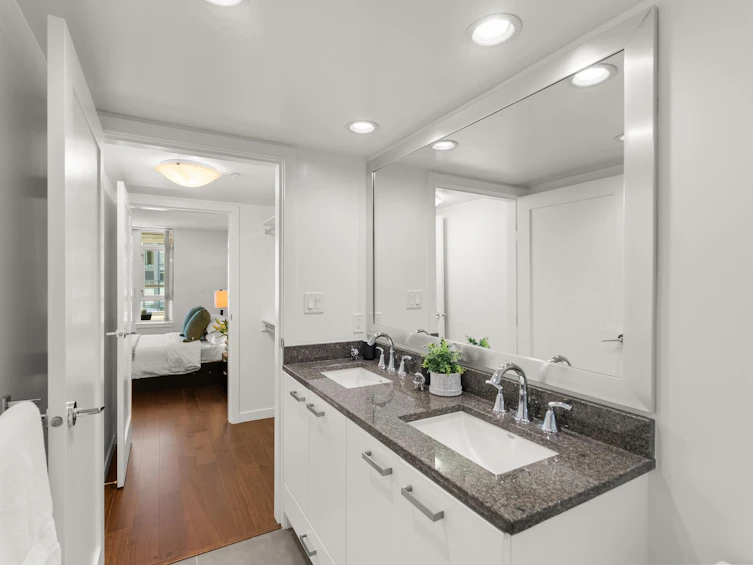 302-2507 Maple Street, Vancouver, BC, V6J 0E1 - 28