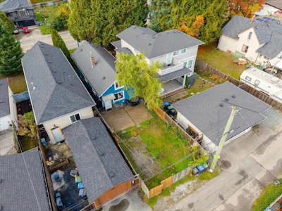 1016 Tenth Avenue - 2