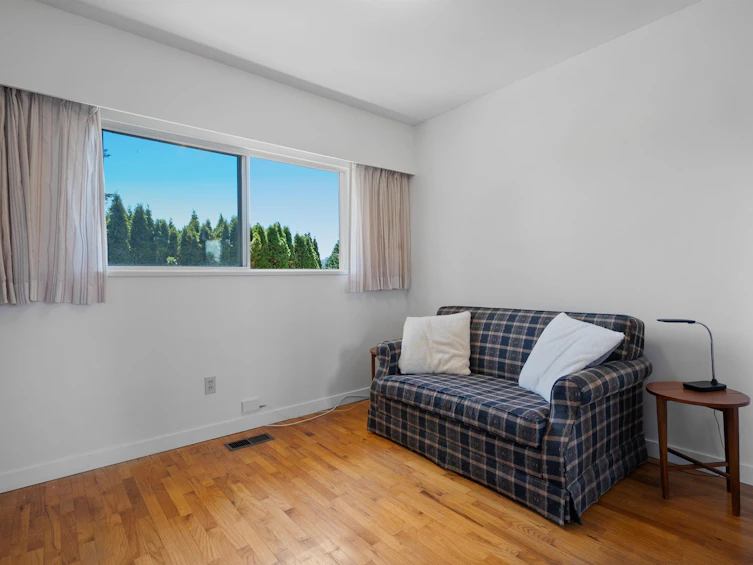 697 Plymouth Drive, North Vancouver, BC, V7H 2H5 - 24