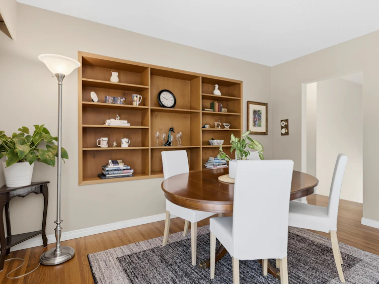 13750 Blackburn Avenue, Surrey, BC, V4B 2Y8 - 10