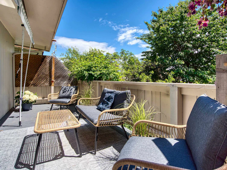 13750 Blackburn Avenue, Surrey, BC, V4B 2Y8 - 29