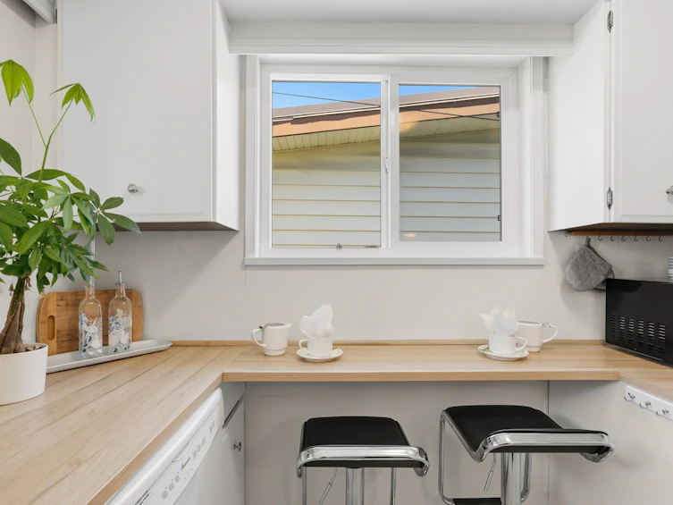 13750 Blackburn Avenue, Surrey, BC, V4B 2Y8 - 5