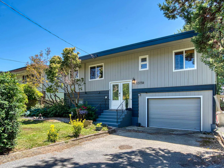 13750 Blackburn Avenue, Surrey, BC, V4B 2Y8 - 3