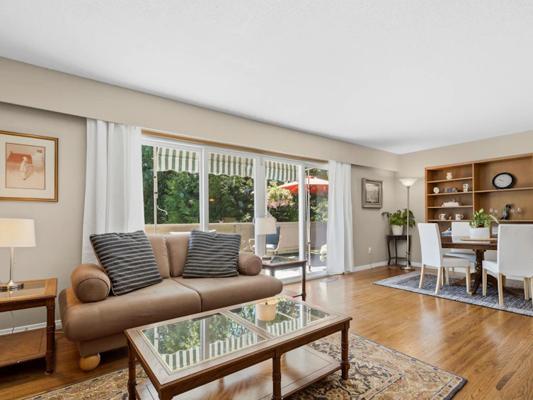 13750 Blackburn Avenue, Surrey, BC, V4B 2Y8 - 15
