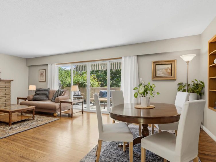 13750 Blackburn Avenue, Surrey, BC, V4B 2Y8 - 12