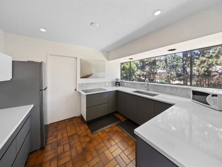 4271 Staulo Crescent, Vancouver, BC, V6N 3S1 - 11