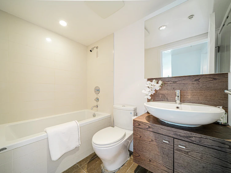 203-5782 Berton Avenue, Vancouver, BC, V6S 0C1 - 20