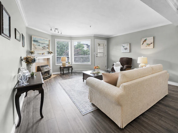 218-5710 201 Street, Langley, BC, V3A 8A8 - 3