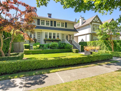 6555 Laburnum Street - 3