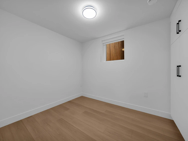 2713 Cheyenne Avenue, Vancouver, BC, V5R 4R5 - 24