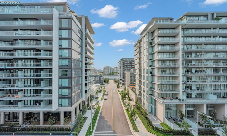 610-6811 Pearson Way