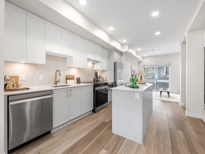 4-728 Lea Avenue - 2