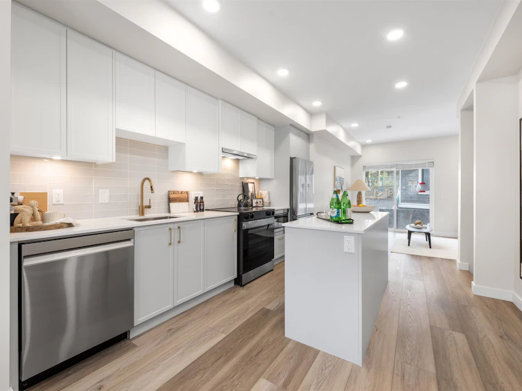 4-728 Lea Avenue, Coquitlam, BC, V3J 0S1 - 2