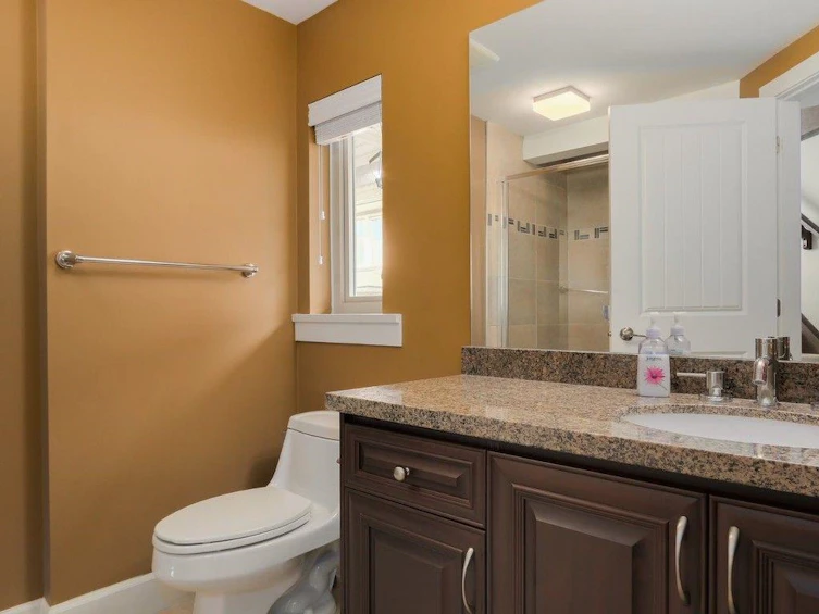 7-215 E 4 Street, North Vancouver, BC, V7L 1J1 - 13