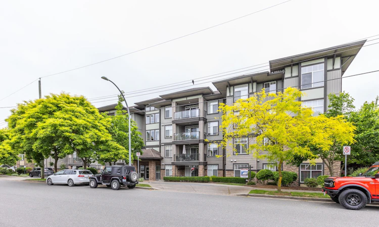 110-2068 Sandalwood Crescent