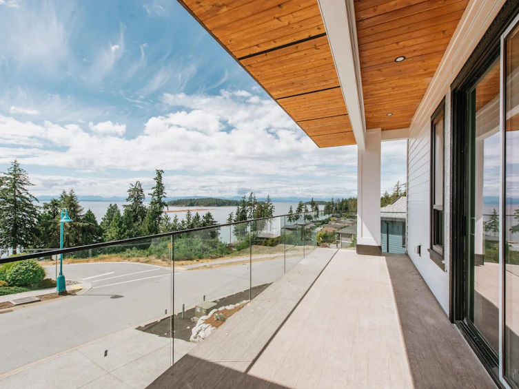 5964 Barnacle Street, Sechelt, BC, V7Z 0V4 - 2